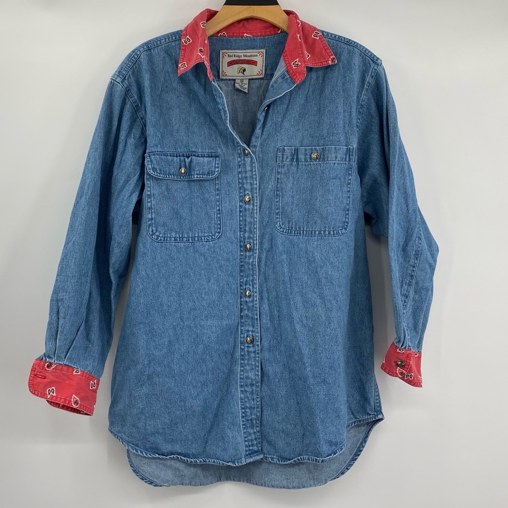 Red Ridge Outfitters Medium Handkerchief Denim Top